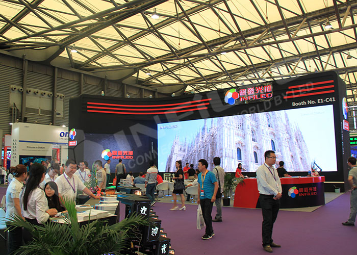 Visitors are visiting the products brought by INFiLED at the LED China 2015 exhibition