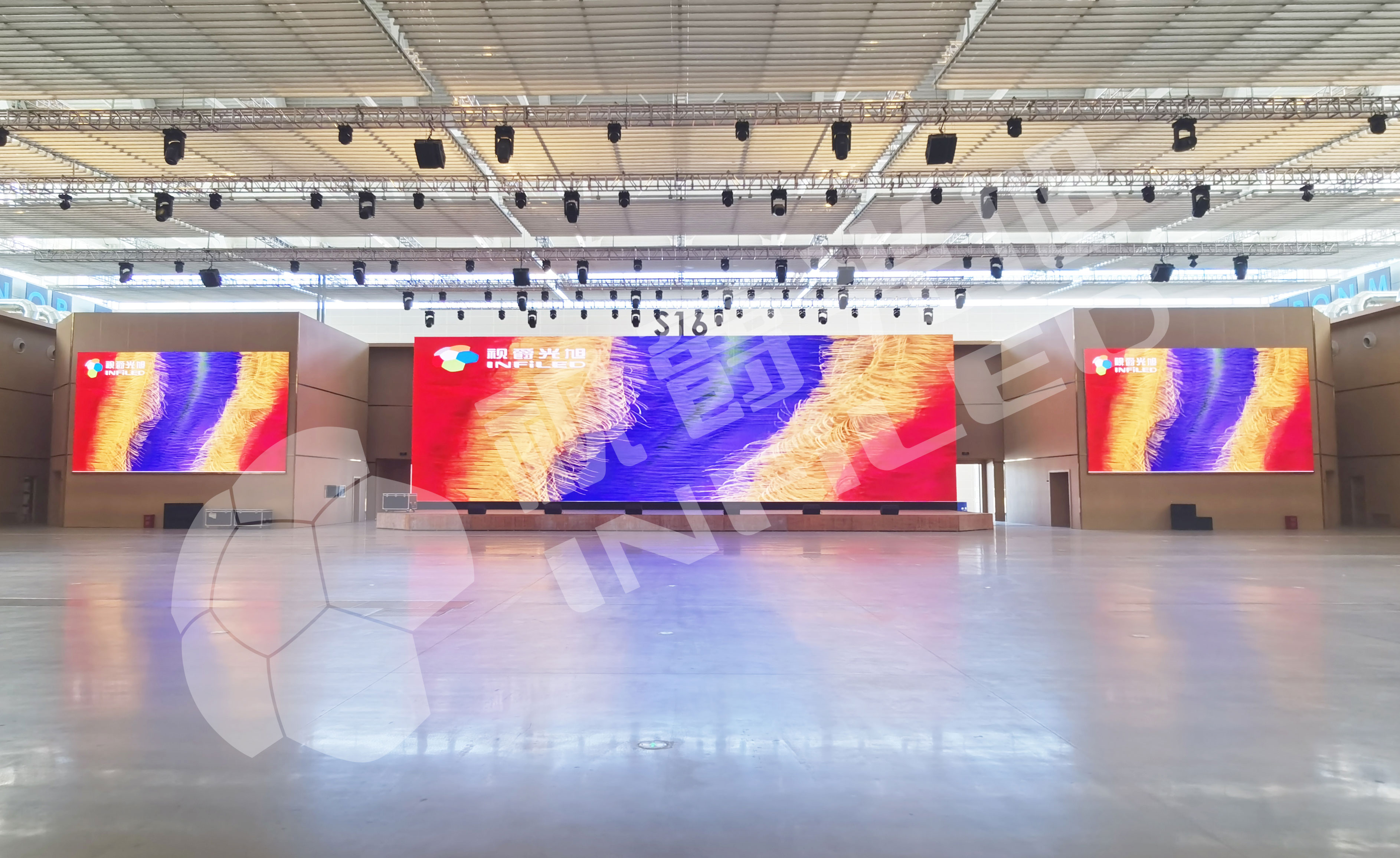 视爵光旭为国家会展中心（天津）设计安装的LED显示正式点亮 3