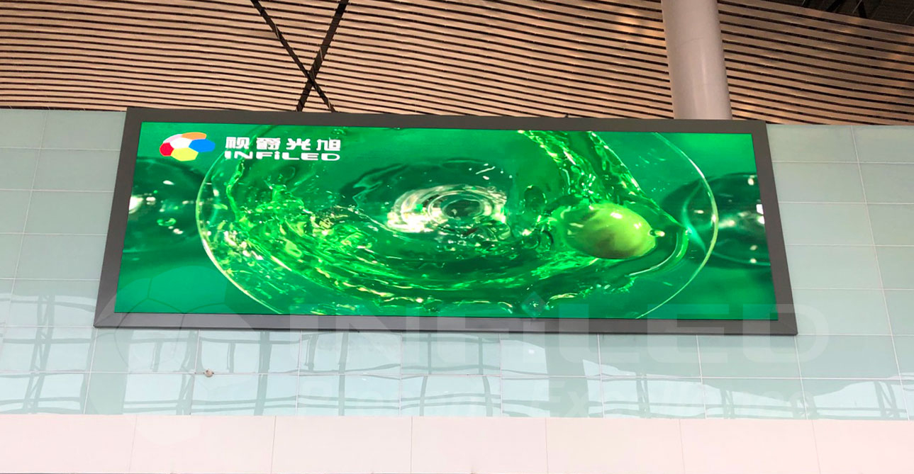 视爵光旭为贵州遵义茅台机场打造的LED显示屏