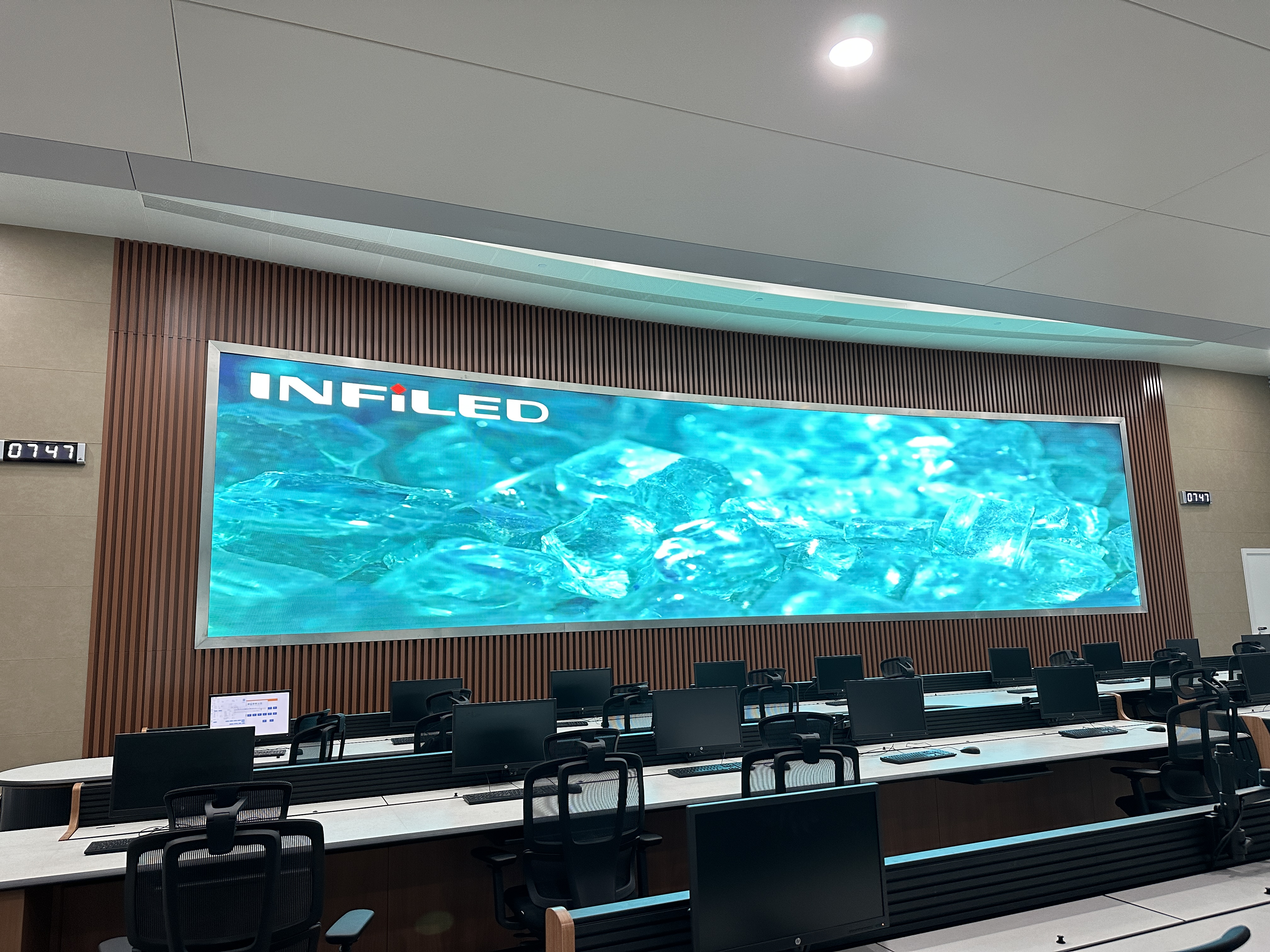 视爵光旭安哥拉内图博士国际机场LED显示屏项目TOC机场航站楼运行管理中心